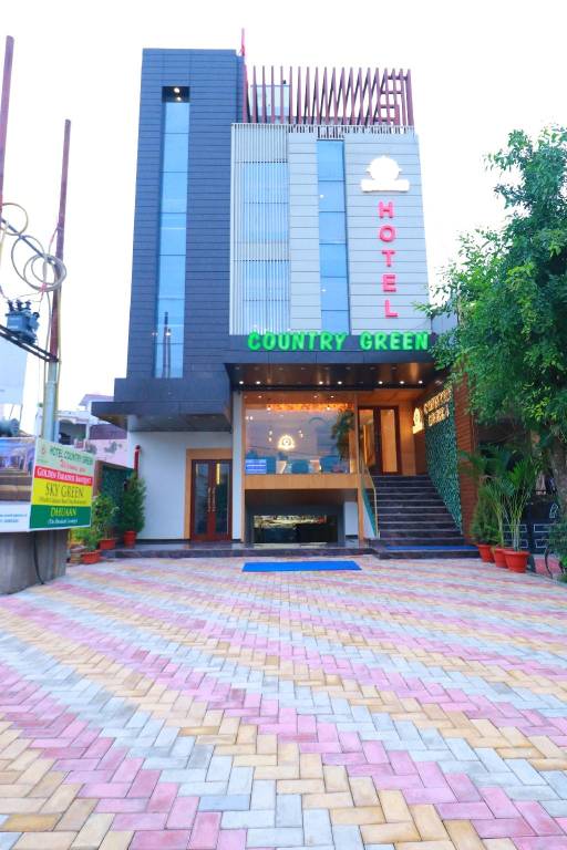 Country Green Hotel
