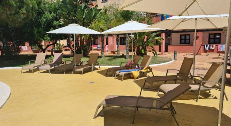Wonderful holiday apartment with yard, patio & private pool | Close to the beach | Dogs allowed — photo 5