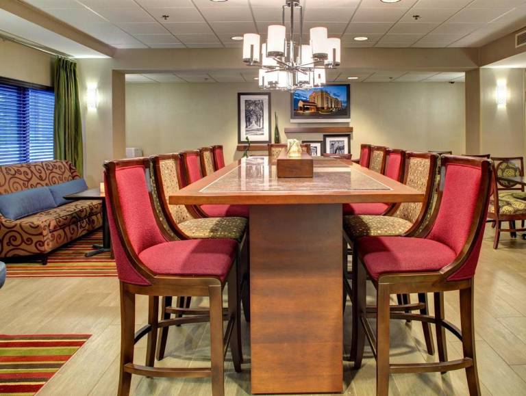 Hampton Inn Greenville I-385 - Woodruff Road — photo 3