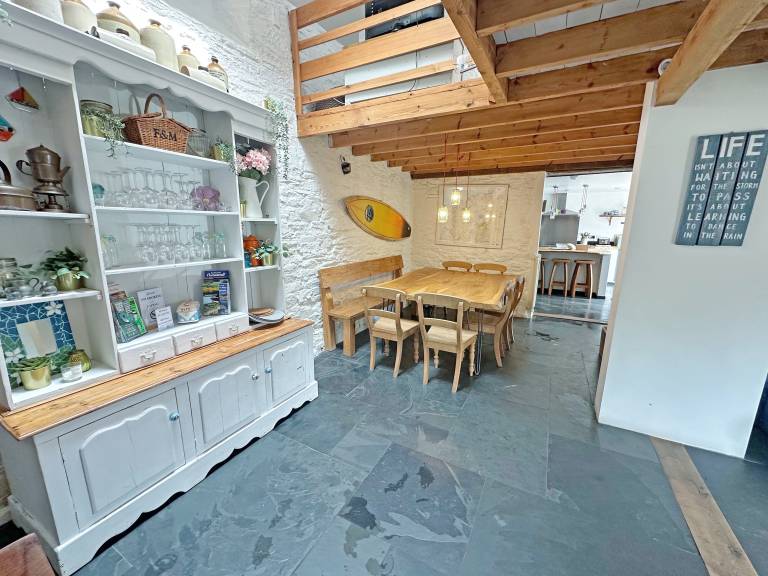 Family-oriented cottage with BBQ & garden | River view | Pet-friendly — photo 3