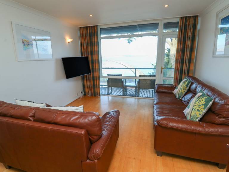 Family-oriented cottage | Beach view | Pet-friendly — photo 5