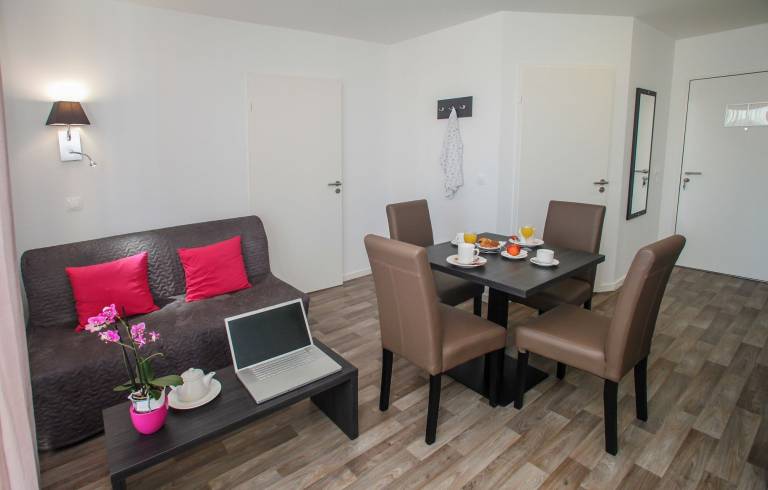 Apartment with 1 room for 4 persons — photo 4