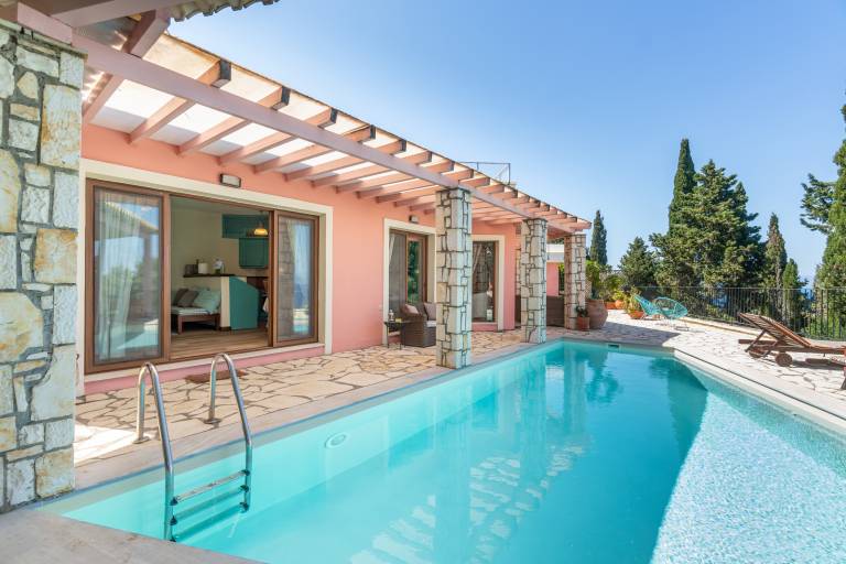 Fully equipped lovely villa with private pool, barbeque & patio | Sea view | Good for workation | Pets are welcome — photo 4