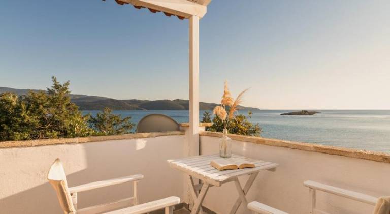 Beautiful holiday apartment with yard & patio | Next to the beach | Pets allowed — photo 5