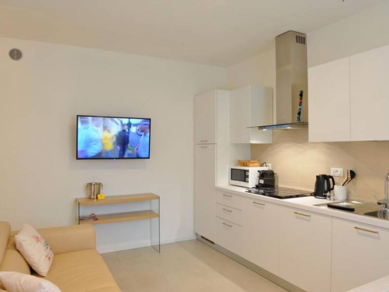 Holiday apartment with yard & terrace | Mountain view — photo 5