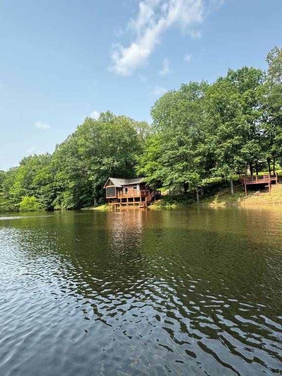 Cabin Batesville