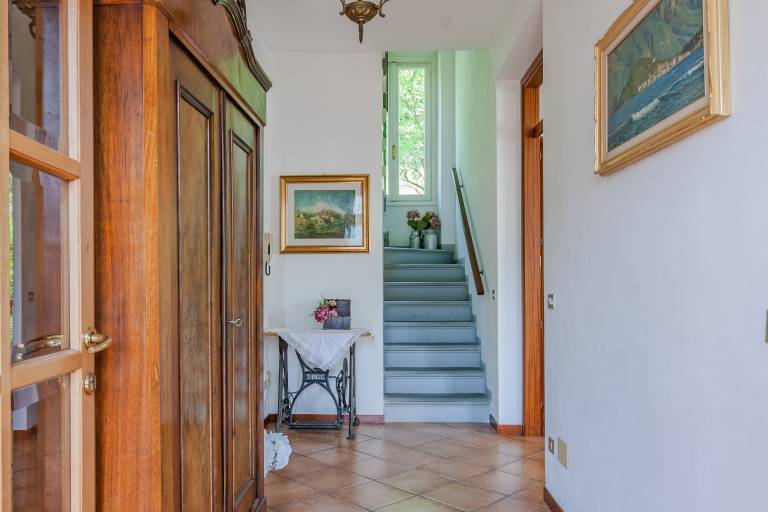 House with garden | City view — photo 5