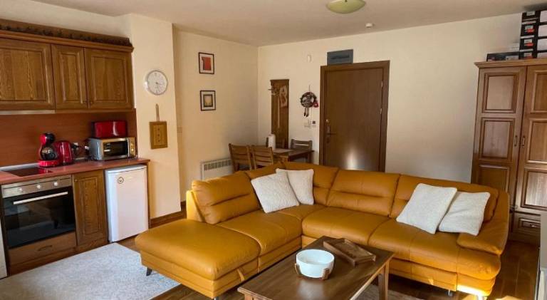 Holiday apartment with pool — photo 2