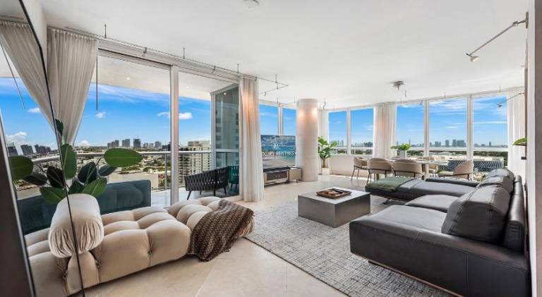 Rental apartment with jacuzzi | Close to Miami Beach Botanical Garden — photo 3