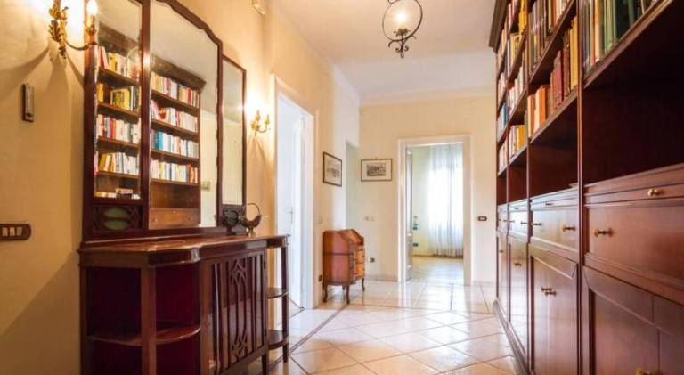 Apartment | Near Como Cathedral — photo 3