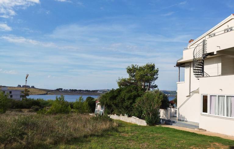 Ferienwohnung in Povljana für max. 4 Personen Ferienwohnung in Povljana für max. 4 Personen