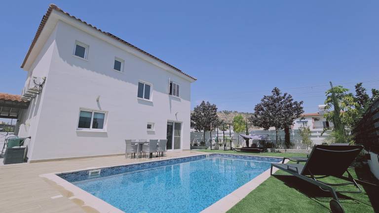Villa Oroklini