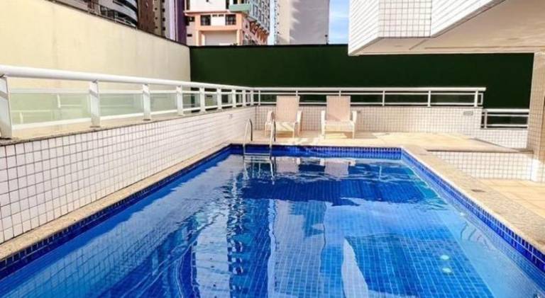Apartment with hot tub & pool — photo 4