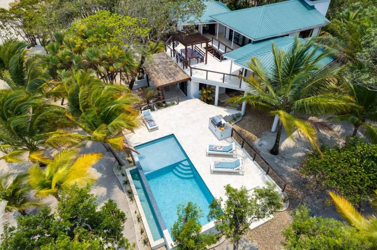 Villa  Placencia