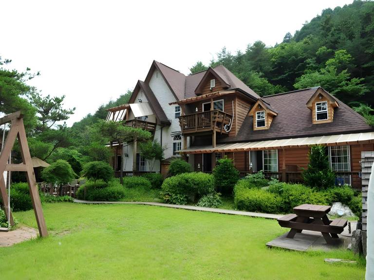 Vacation home with BBQ — photo 4