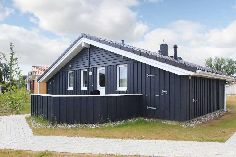 House with sauna, patio & jacuzzi — photo 3