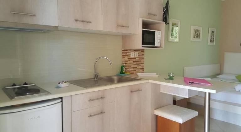Pleasant apartment with barbeque, patio & yard | Beach nearby | Pet-friendly — photo 3