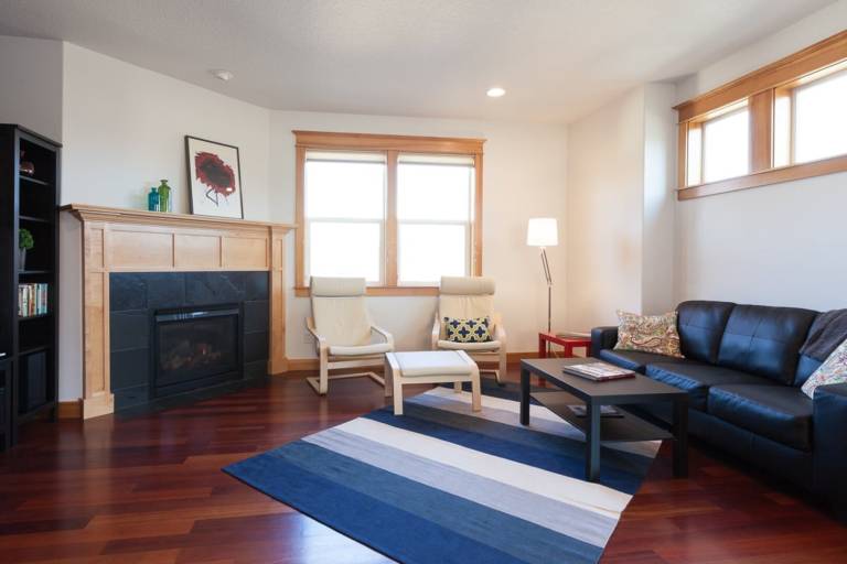 Rental apartment with terrace — photo 2