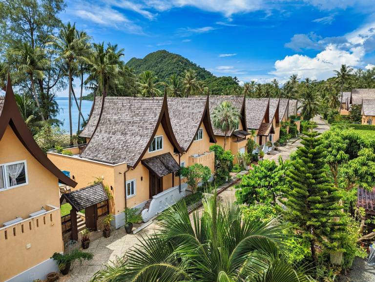 Big villa with pool | Perfect for remote work | Pet-friendly — photo 3