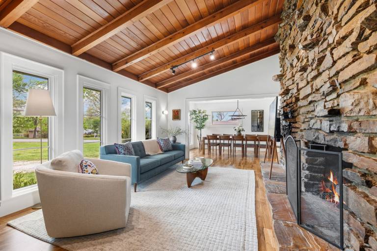 House with sauna & private pool in Bentonville, AR