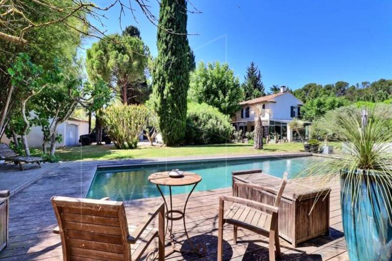 Ferienwohnung in Ventabren für max. 9 Personen Ferienwohnung in Ventabren für max. 9 Personen