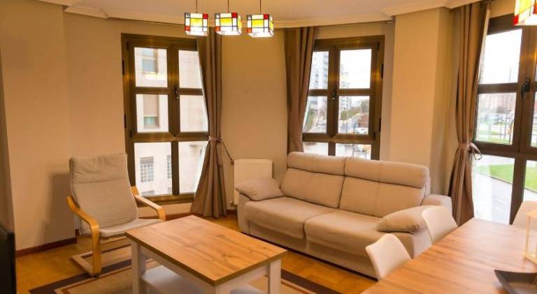 Holiday apartment | Beach nearby | Pets are welcome in Gijon