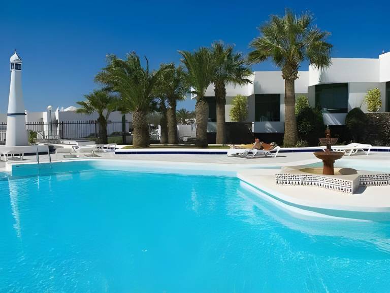 Beautiful holiday apartment with pool, garden & sauna | Beach nearby | Pets are welcome in Tías