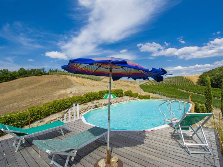 Vacation home with garden, patio & private pool | Nature view — photo 2