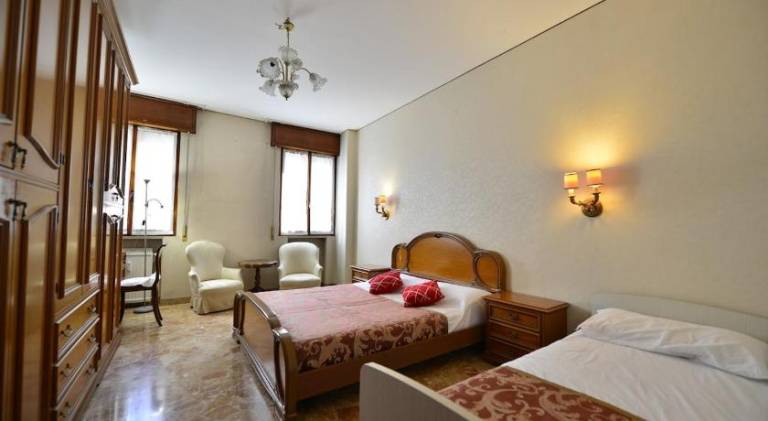 Charming rental apartment with hot tub | Dogs allowed — photo 2