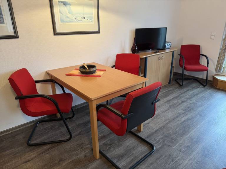 Klassik Ferienwohnung mit 1 Schlafzimmer und Balkon im Dachgeschoss — photo 3
