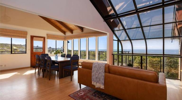Unmatched Ocean Beach and Mountain Views Family-Friendly Retreat — photo 3