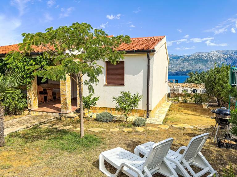 Ferienhaus in Ražanac , Kroatien für max. 4 Personen