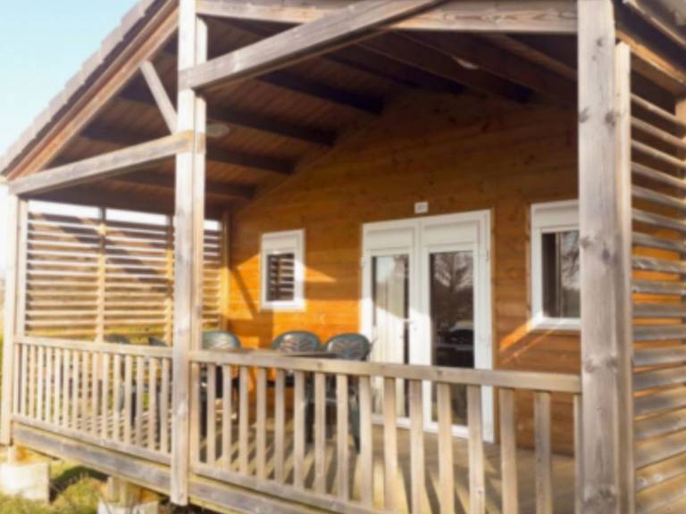 Beautiful chalet with pool | Next to the beach | Pets allowed — photo 2