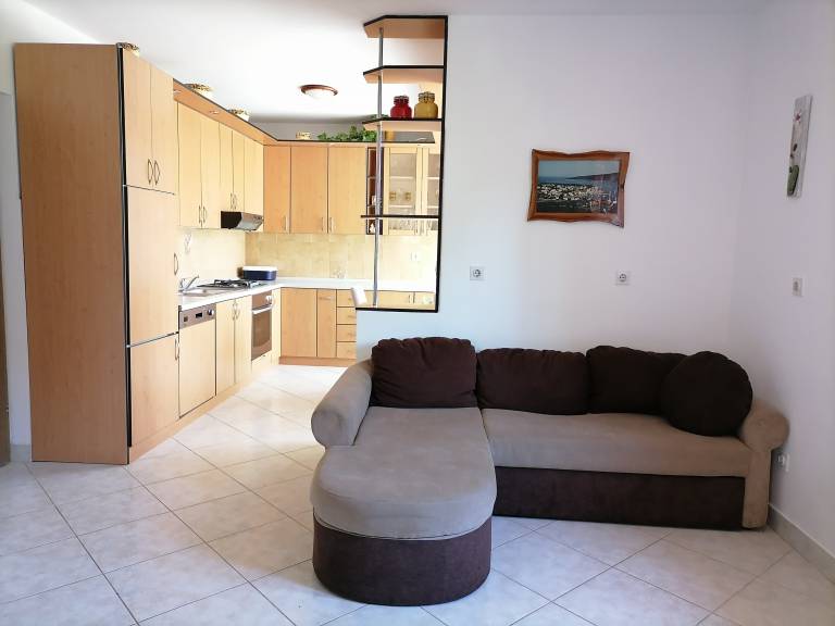 Four-bedroom apartment with terrace and sea view Mali Lošinj, Lošinj (A-7978-b) — photo 4