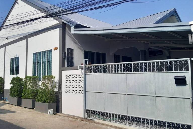 House with patio in Hua Hin