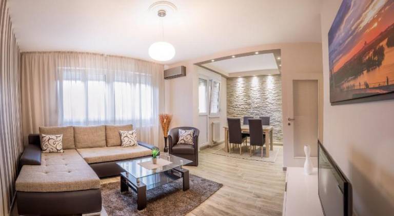 Rental apartment with terrace | Close to Knez Mihailova Street | Pets allowed in Belgrade