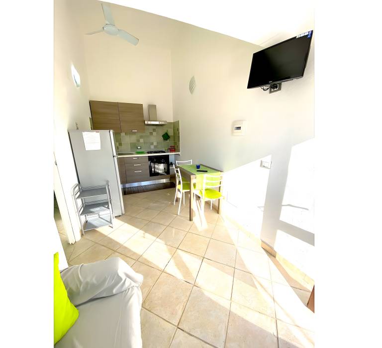 San Teodoro Monti 22 – 20 minutes’ walk to the beach, private terrace & air conditioning — photo 5
