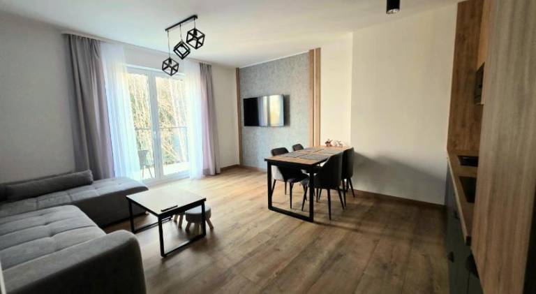 Holiday apartment with patio & garden — photo 4