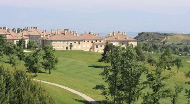 Rental apartment with private pool in Logroño