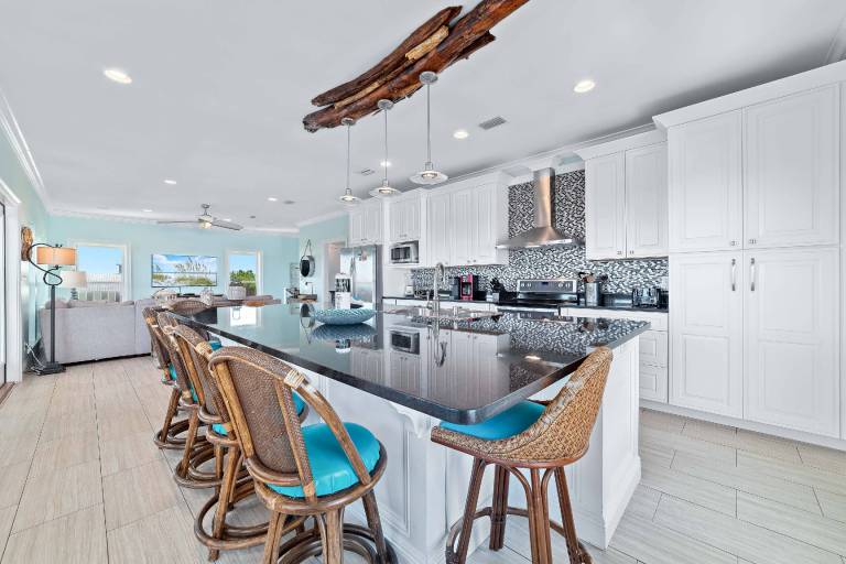 Child-friendly beautiful house with private pool & barbecue | Pets allowed — photo 4