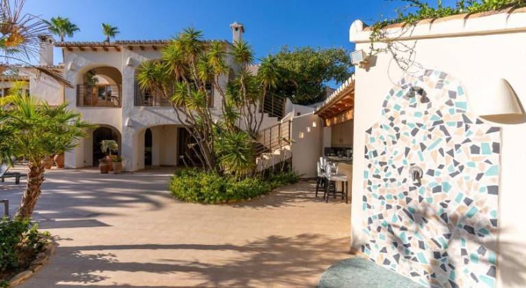 Fully equipped villa with terrace, yard & barbeque | Suitable for remote work | Pet-friendly — photo 3