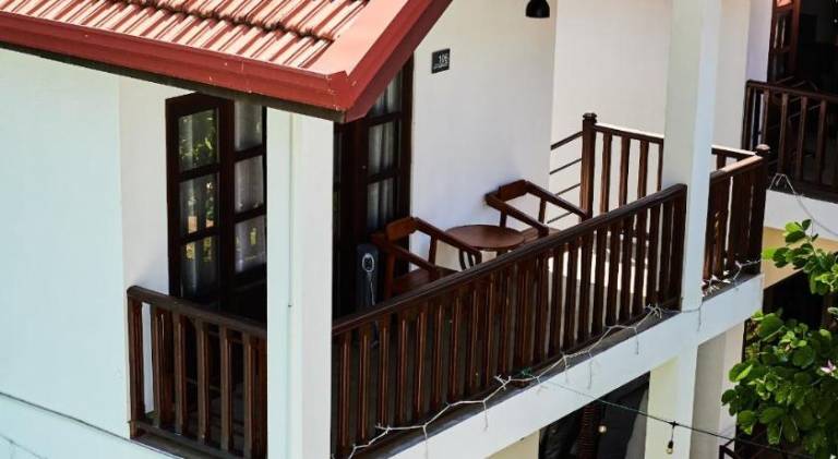 Lum Residence — photo 2