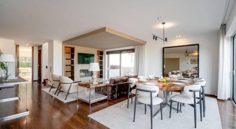 Skyline Retreat with pool by Portugal Active in Viana do Castelo