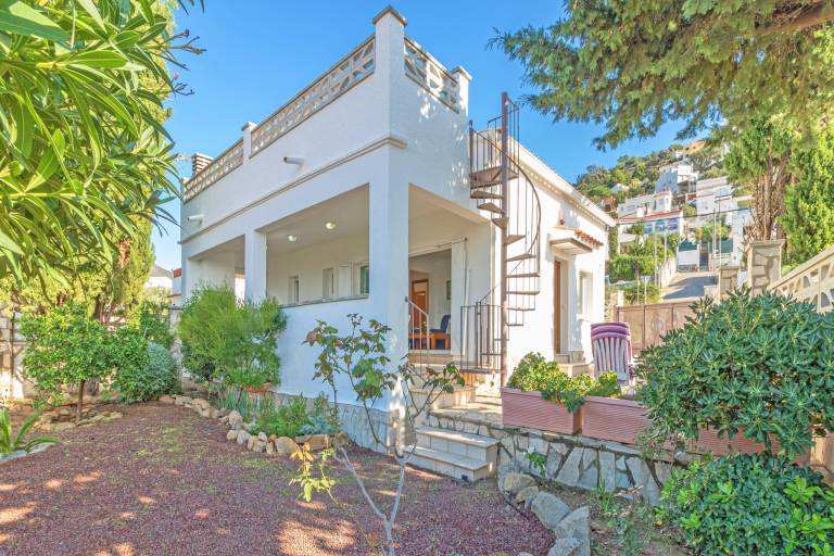 Villa  Roses