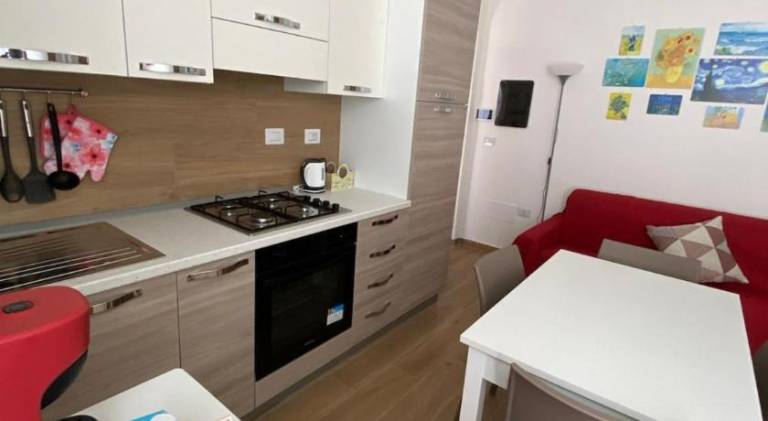 Rental apartment with 2 rooms for 4 persons in Reggio Calabria