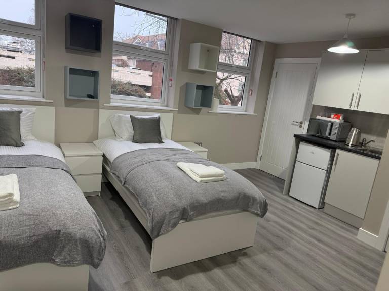 Colchester Studio Suites — photo 2