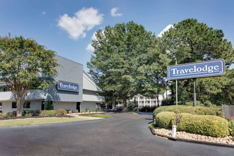 Travelodge by Wyndham College Park in College Park, GA