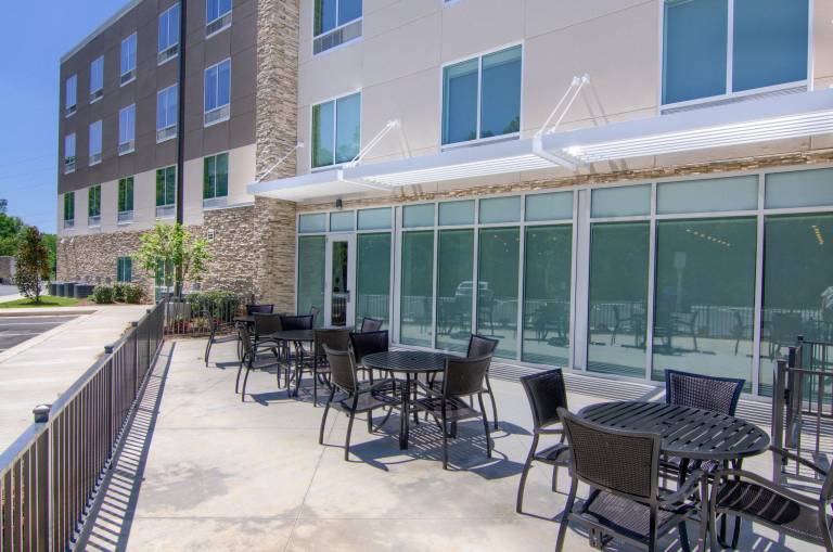 Holiday Inn Express And Suites Mobile - University Area By IHG — photo 5