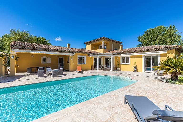 Children-friendly villa with garden, private pool & patio | Pets are welcome — photo 3