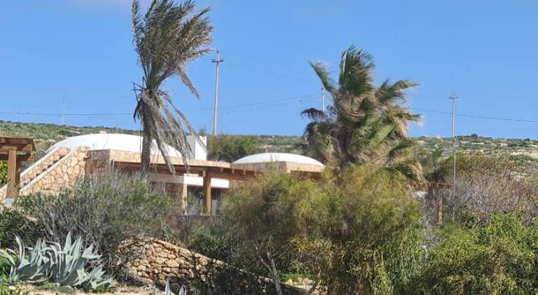 Villa with 4 rooms for 8 persons in Lampedusa